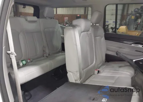 2023 Jeep Wagoneer Series I 4X4 z USA, uszkodzony, nr VIN 1C4SJVAP6PS561073